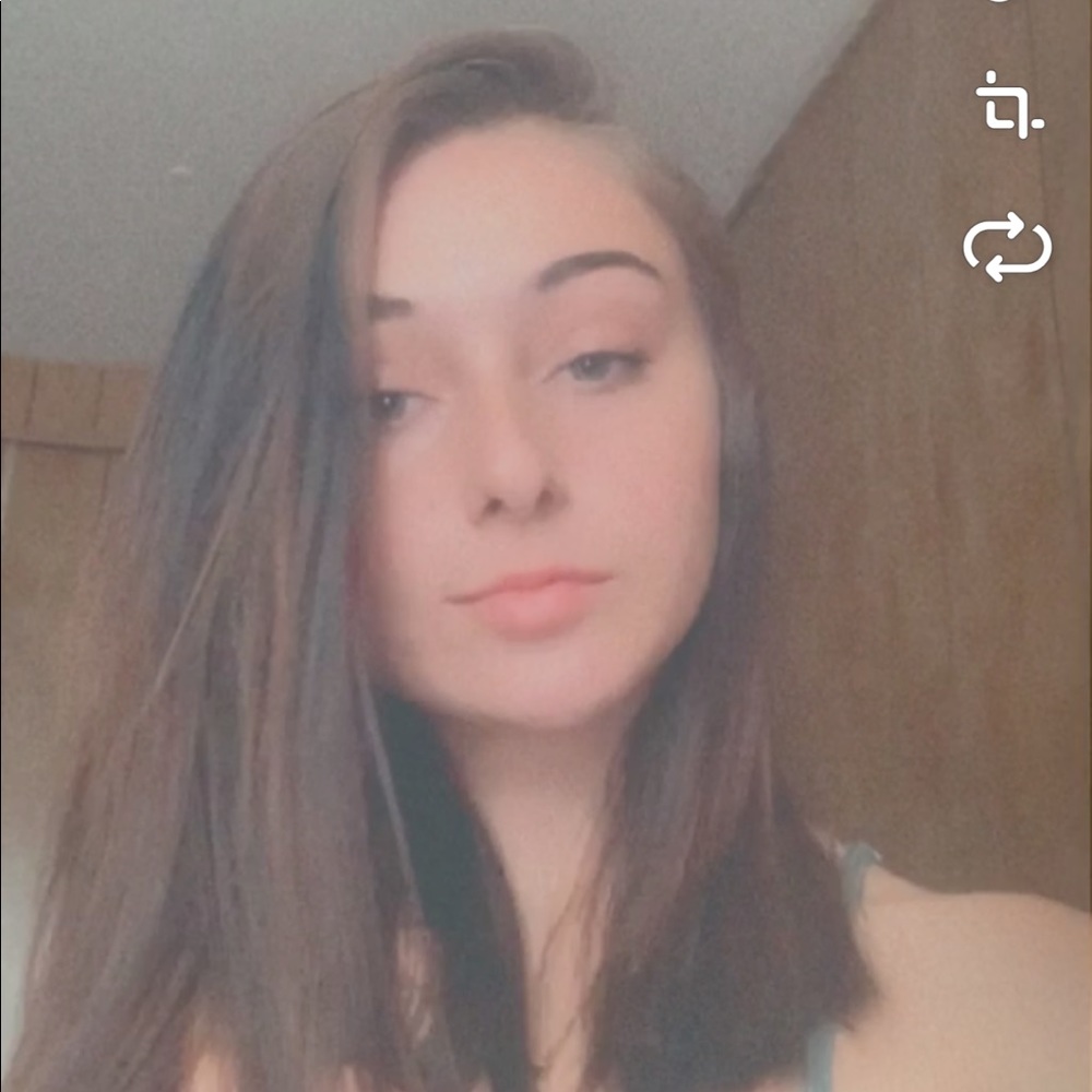 Meet your Posher, Faith
